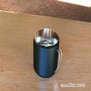 金属杯子