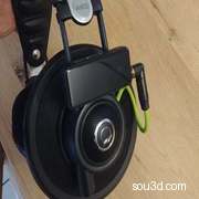 AKG - FiiO BTR3 适配器